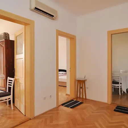 شقة City View سبليت
